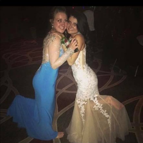 prom dress!! - Picture 4 of 5